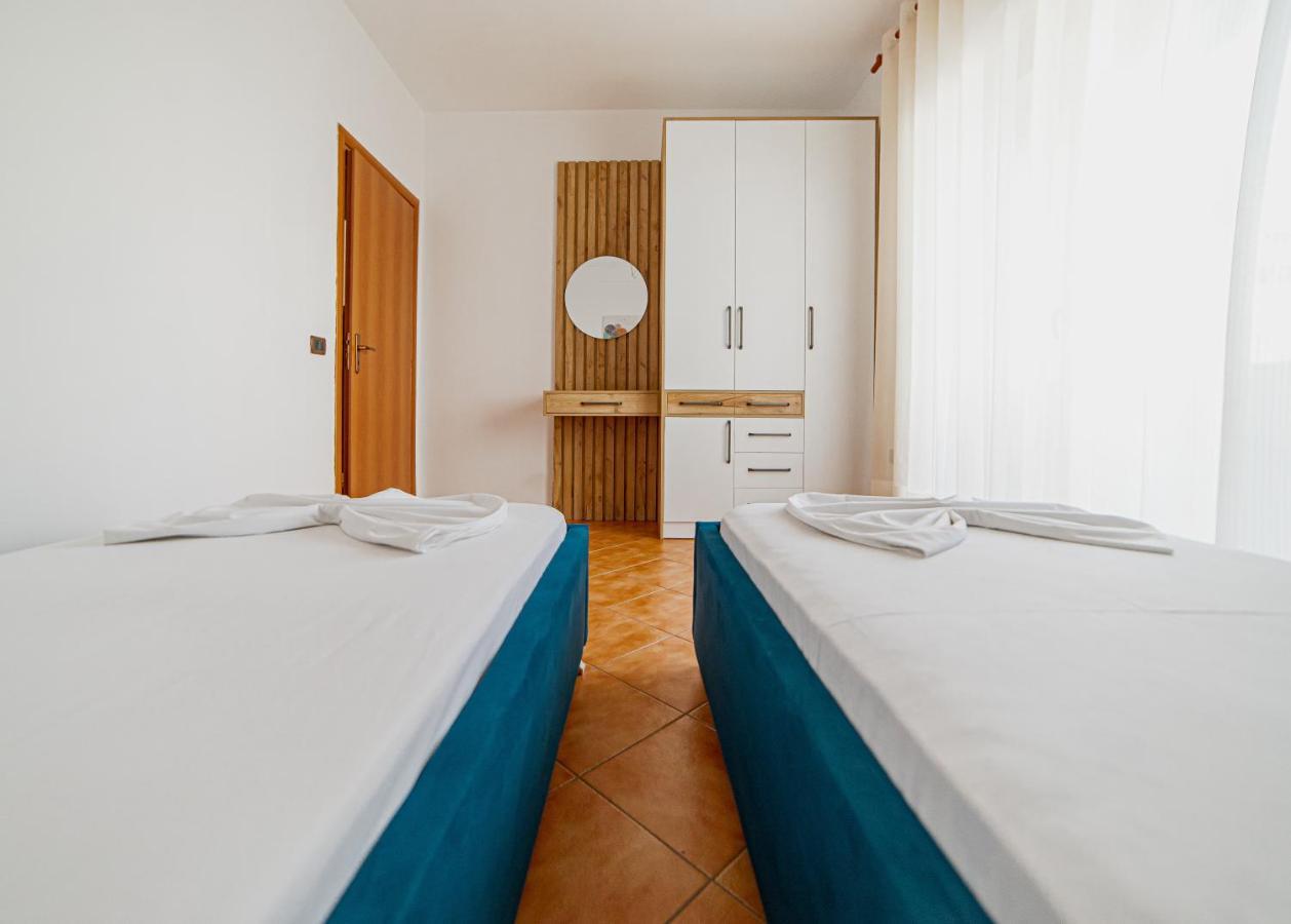Ajla Apartment Durres Exterior photo