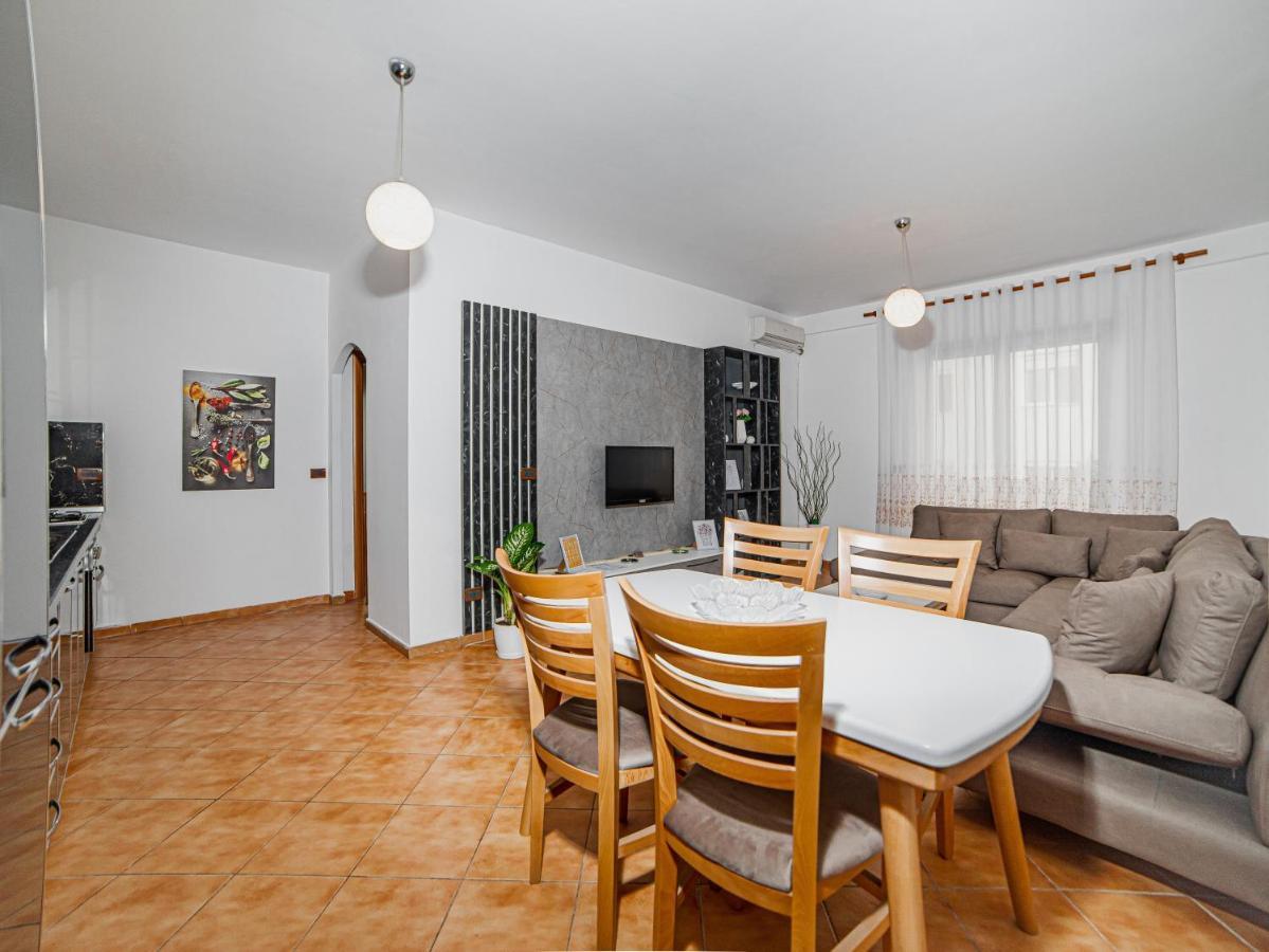 Ajla Apartment Durres Exterior photo
